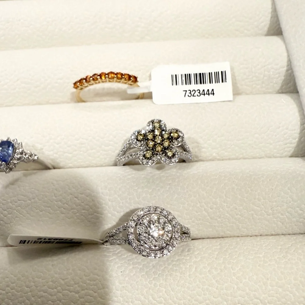 NEW Solid 14K Gold Champagne and White Diamond Gold Ring (0.85 ctw!)